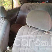 MAZDA FAMILIA 323 1996