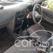 MAZDA FAMILIA 323 1996