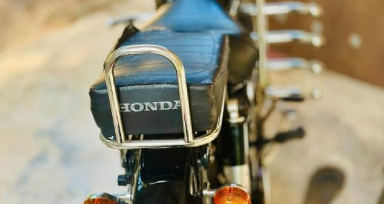 HONDA CD125 2002