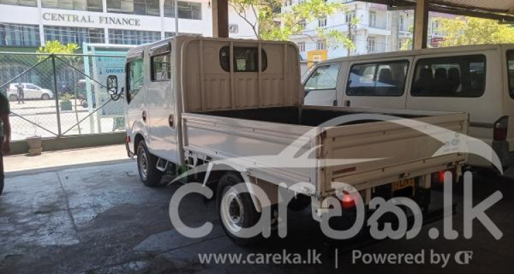 MITSUBISHI FUSO 2016