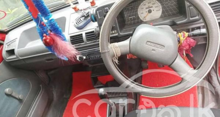 SUZUKI MARUTI 800 2005