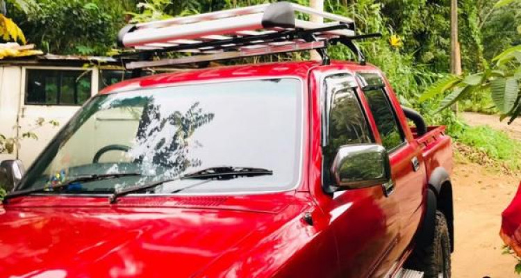 TOYOTA HILUX 1991