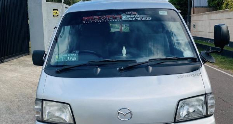 MAZDA BONGO 2009