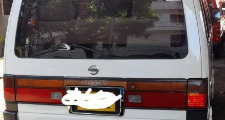 NISSAN CARAVAN 1994