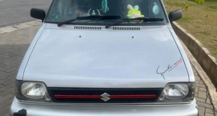 SUZUKI MARUTI 800 2011