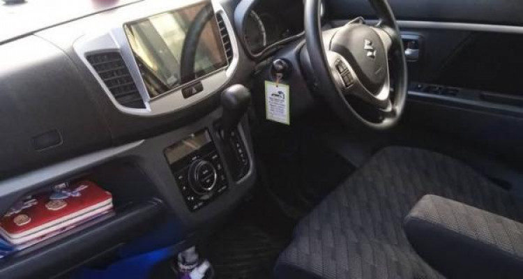SUZUKI WAGON R 2015