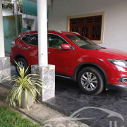 NISSAN X TRAIL 2015