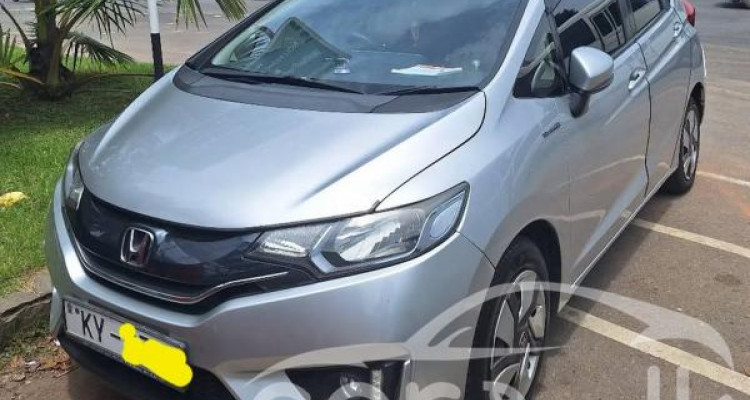 HONDA FIT GP5 2014