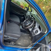 TOYOTA VITZ 2015