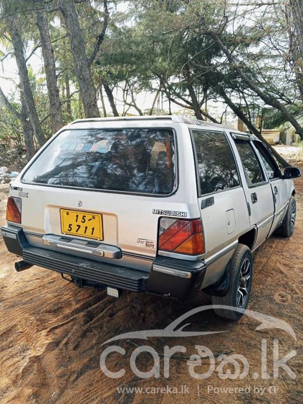 MITSUBISHI LANCER 1985