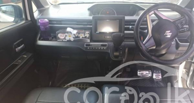 SUZUKI WAGON R 2018