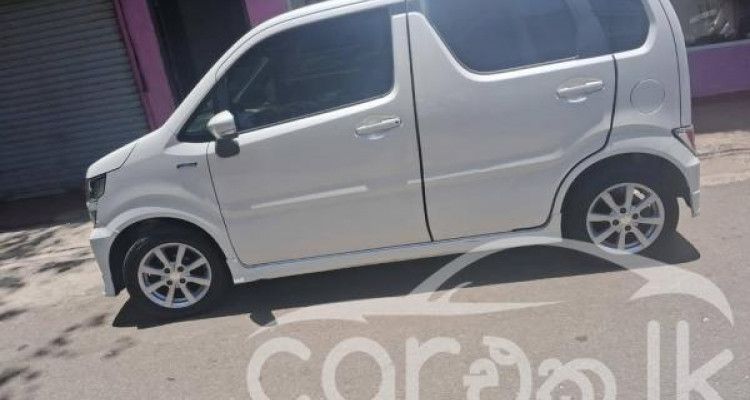 SUZUKI WAGON R 2018