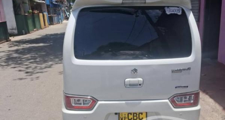 SUZUKI WAGON R 2018
