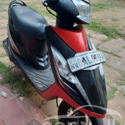 TVS SCOOTY STREAK 2013