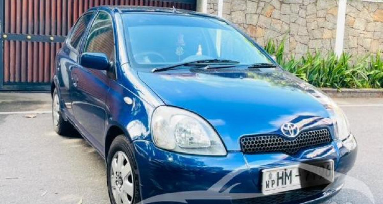 TOYOTA VITZ 2003