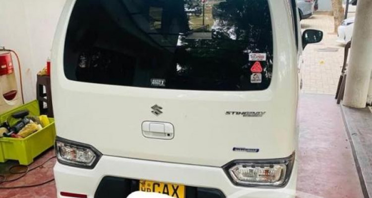 SUZUKI WAGON R STINGRAY 2017