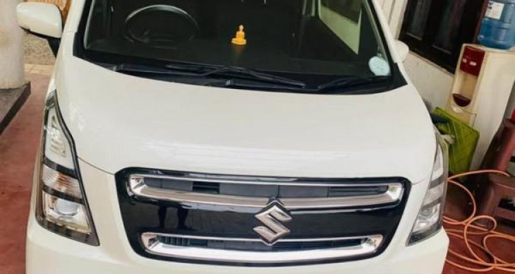 SUZUKI WAGON R STINGRAY 2017