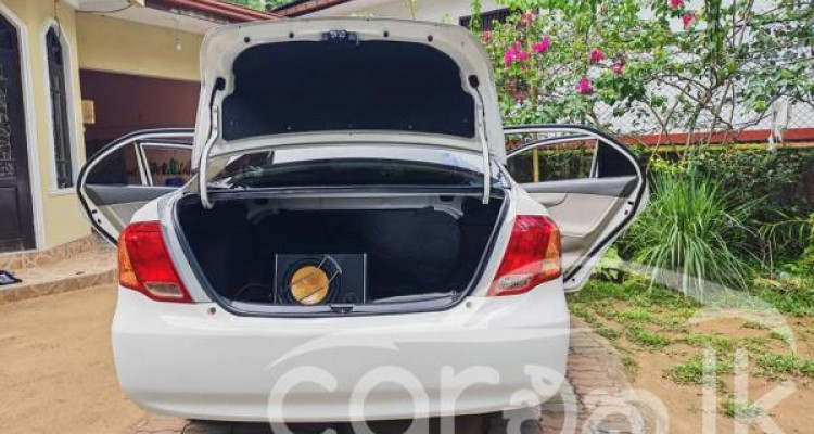 TOYOTA AXIO 2007