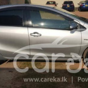 TOYOTA AQUA 2013
