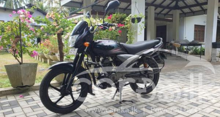 BAJAJ PLATINA 2013
