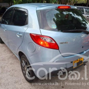 MAZDA DEMIO 2010