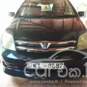TOYOTA IST 2004
