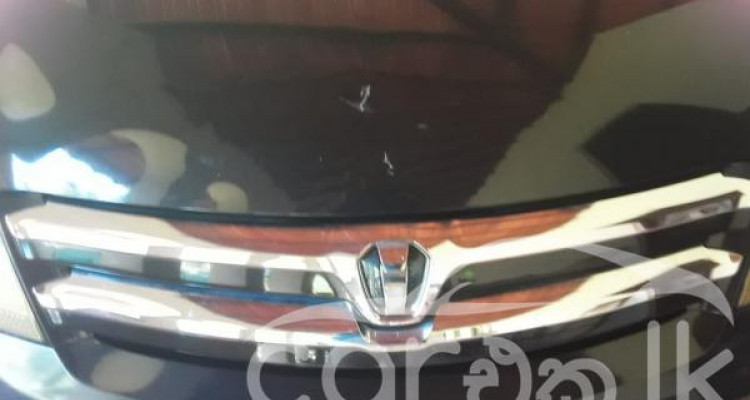 TOYOTA IST 2004