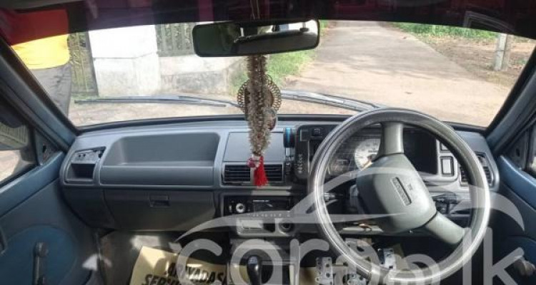 SUZUKI MARUTI 800 2005