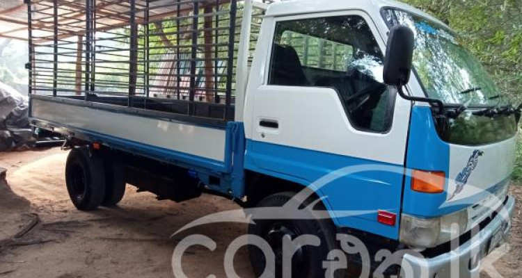 TOYOTA DYNA 1990