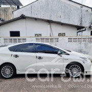 TOYOTA PRIUS 2012