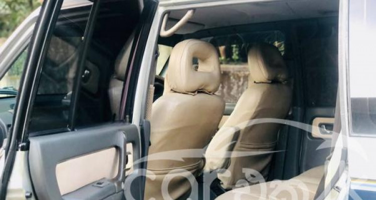 MITSUBISHI PAJERO 1995