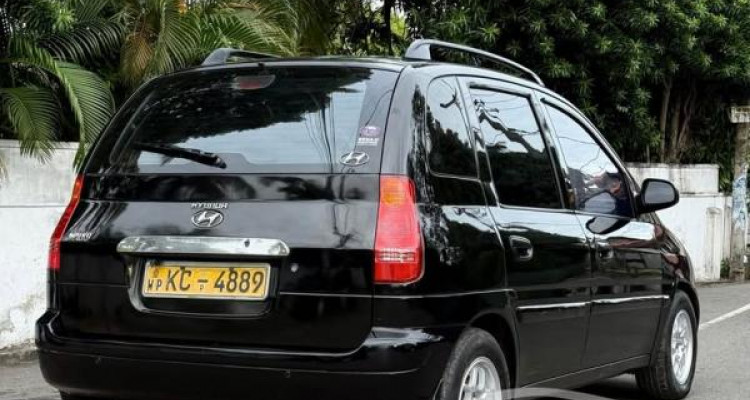 HYUNDAI MATRIX 2003