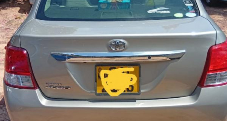 TOYOTA AXIO 2012