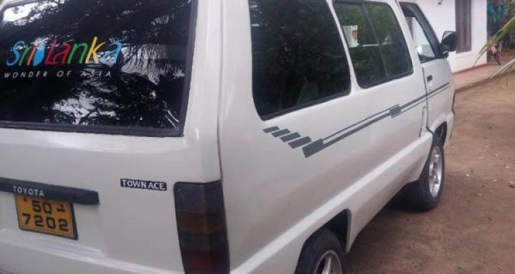 TOYOTA TOWNACE 1983