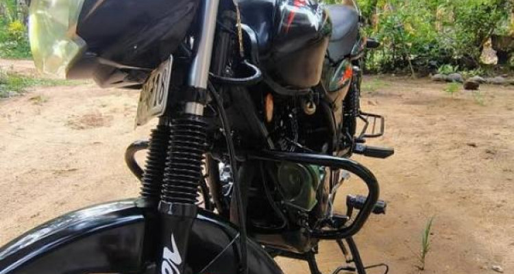 BAJAJ DISCOVER 135 2018