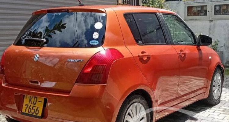 SUZUKI SWIFT 2005