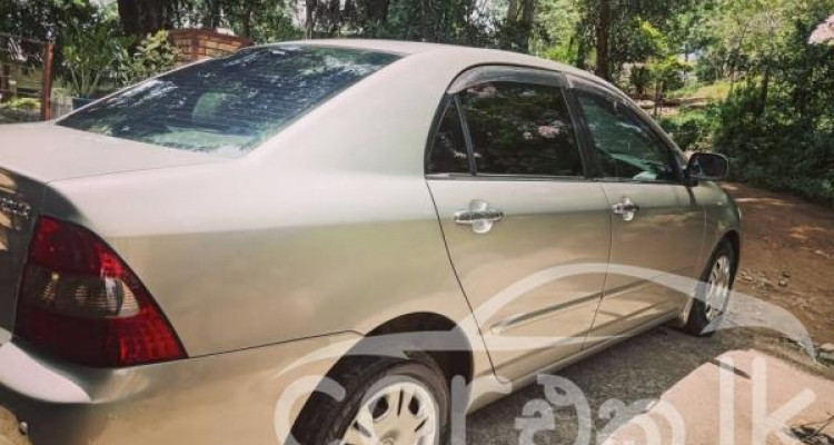 TOYOTA COROLLA 121 2000