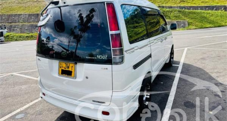 TOYOTA TOWNACE 2000