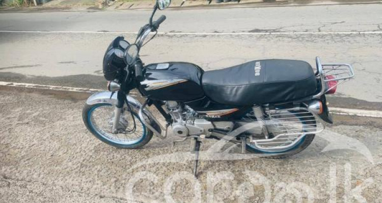 BAJAJ BOXER 2003