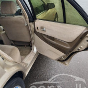 MAZDA FAMILIA 2001