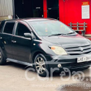 TOYOTA IST 2002