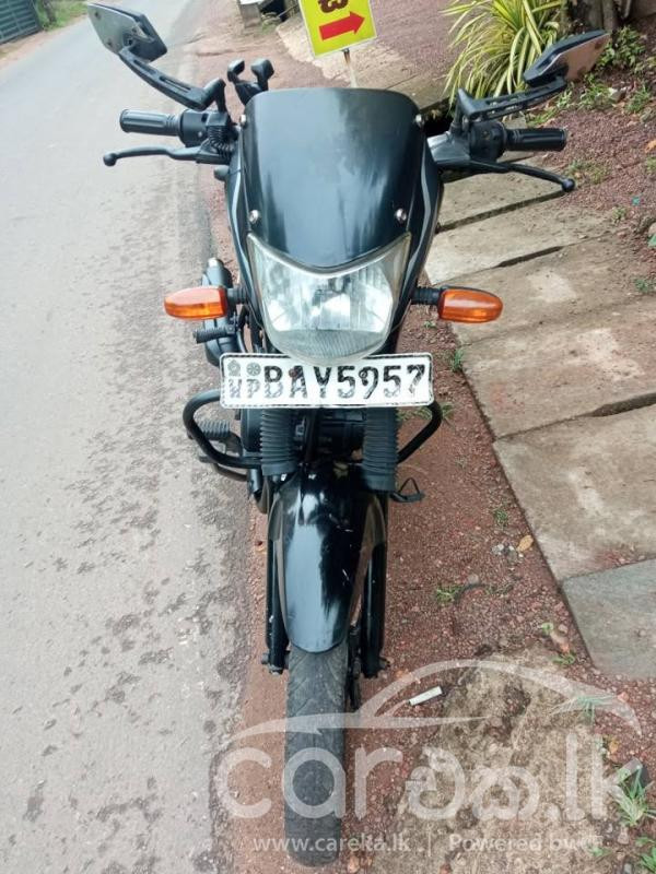 BAJAJ PLATINA 2014