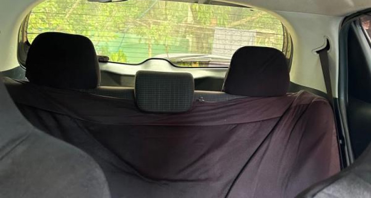 TOYOTA VITZ 2017