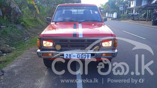 NISSAN DATSUN 1981