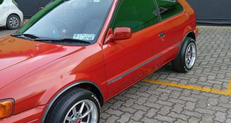 TOYOTA COROLLA 1998