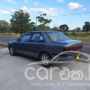 MAZDA FAMILIA 1990