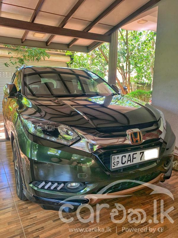 HONDA VEZEL 2014