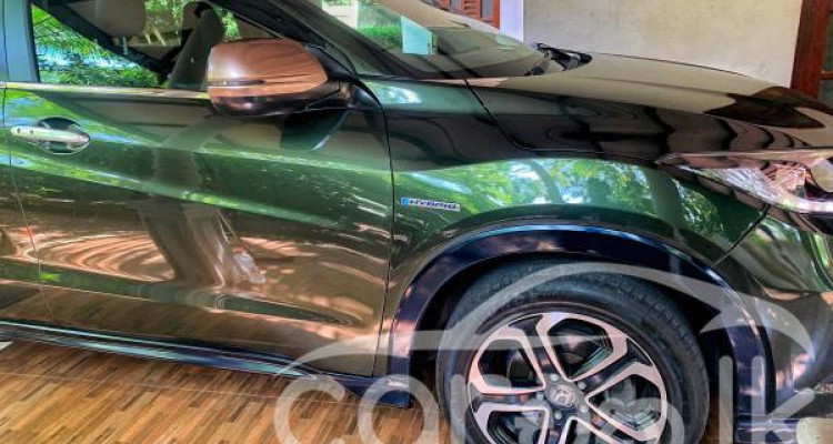 HONDA VEZEL 2014