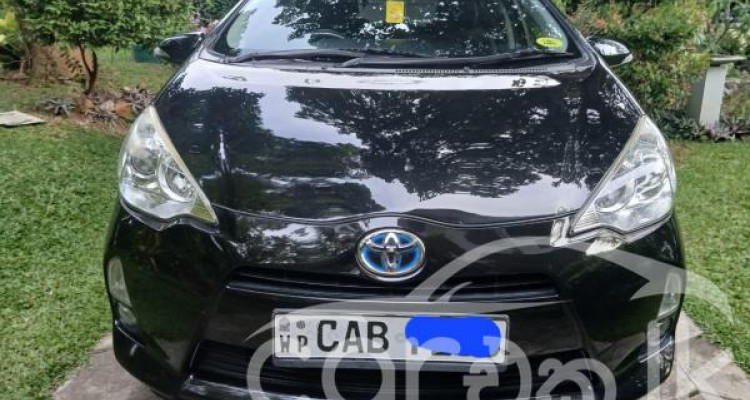 TOYOTA AQUA 2014