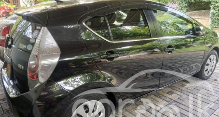 TOYOTA AQUA 2014